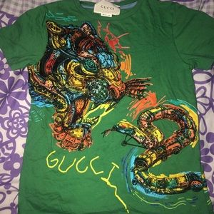 AUTHENTIC GUCCI SHIRT FOR SALE !!!!!